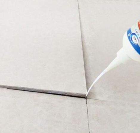 德兴瓷砖空鼓维修公司分享卫生间瓷砖脱落的原因可能有以下几点